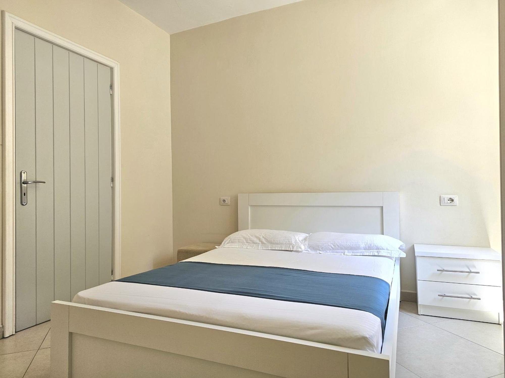 Happy Stay Eri Sarandë Exterior foto