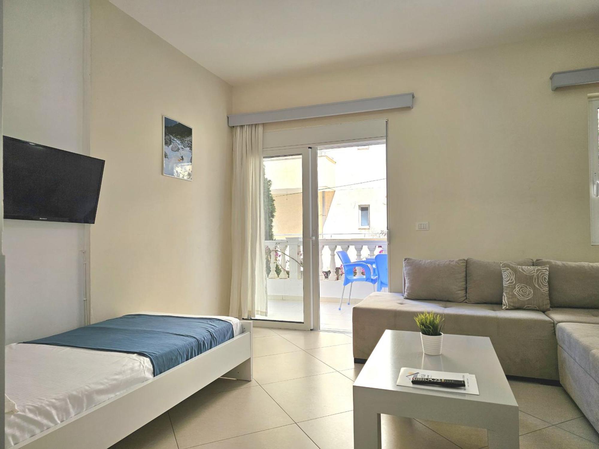 Happy Stay Eri Sarandë Exterior foto